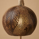 Luminária Folha de Mesa Artesanal em Casca de Coco